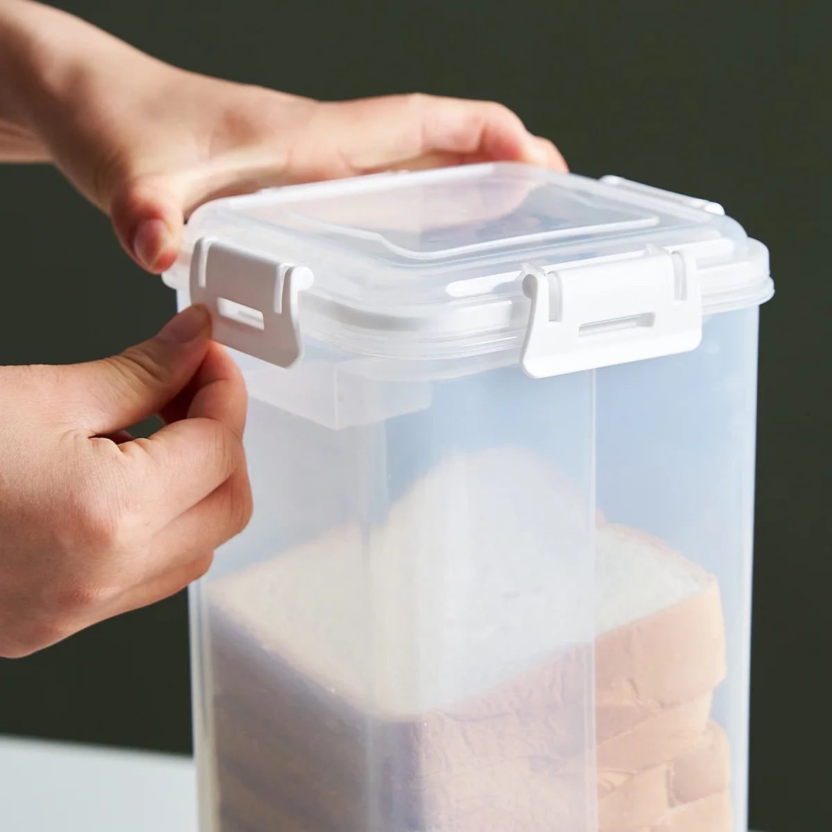 Clear Airtight Bread Box With Lid